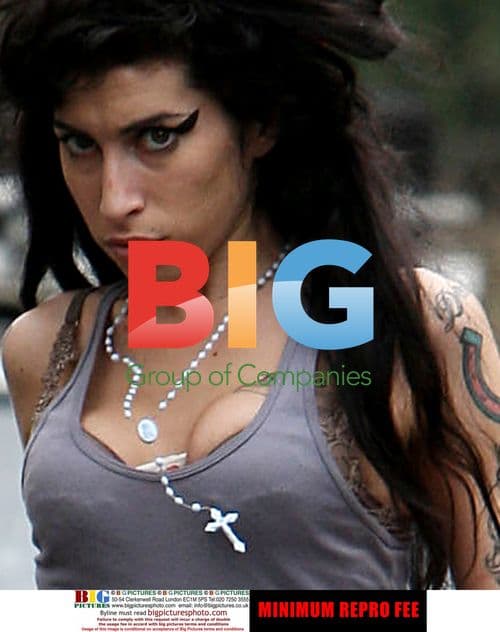 Amy Winehouse Recording Bond Soundtrack