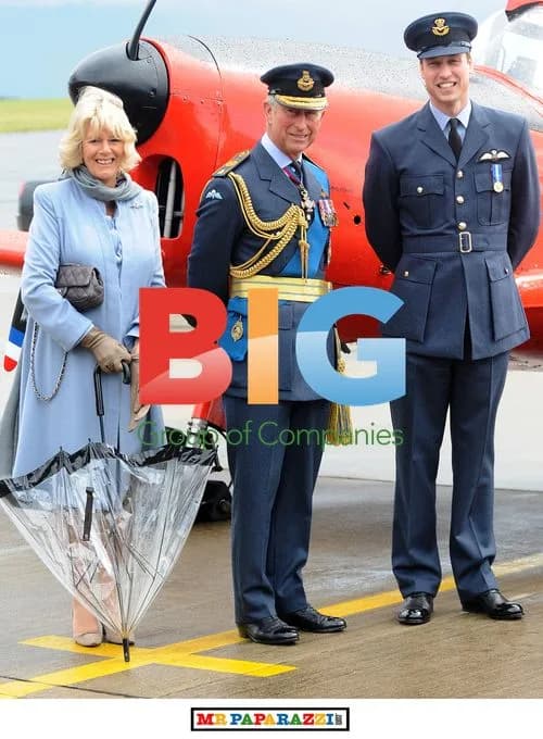 Royals Inspect RAF Aircraft