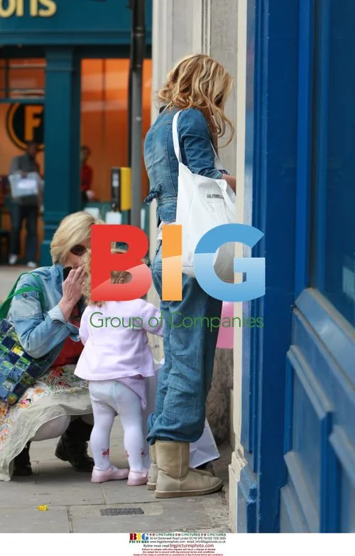 Geri Halliwell and daughter Bluebell out shopping