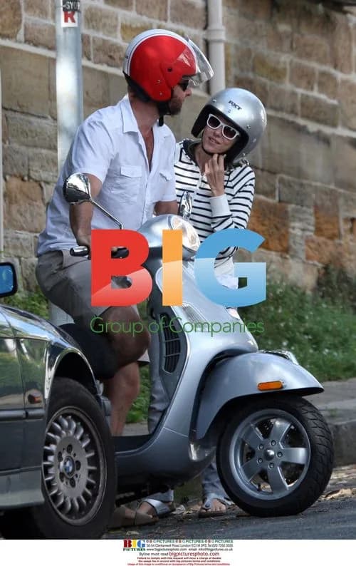 Naomi Watts and Liev Schreiber's Romantic Moment
