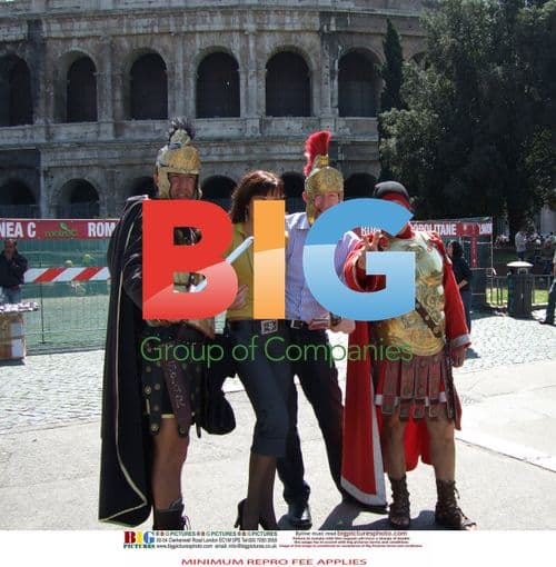 Cheeky Girl Gabriela Irimia to Wed MP Lembit Opik