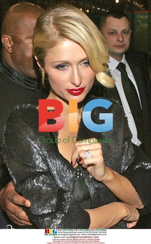 Paris Hilton Sightseeing in Moscow