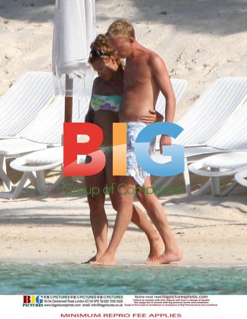 Billie Piper and Laurence Fox on Holiday