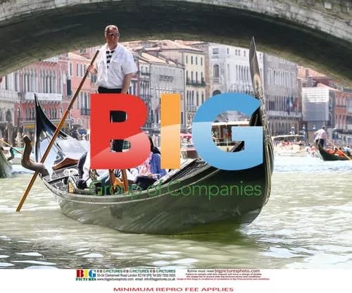 Colin Montgomerie and Wife Enjoy Gondola Ride in Venice