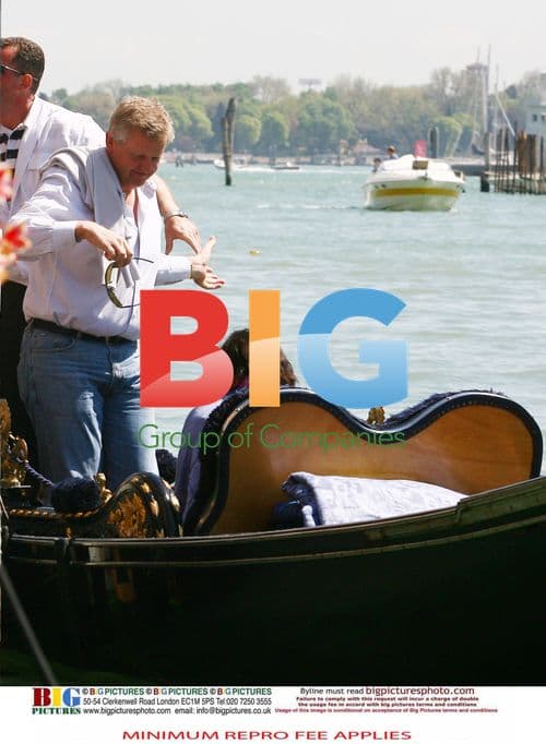 Colin Montgomerie and wife on Gondola in Venice