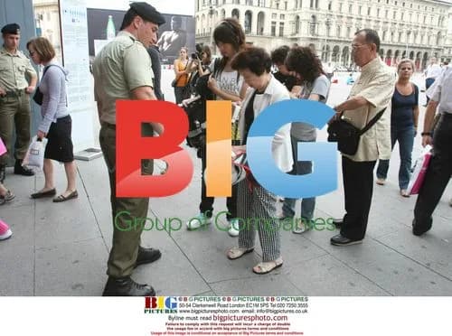 Berlusconi Deploys Troops in Milan