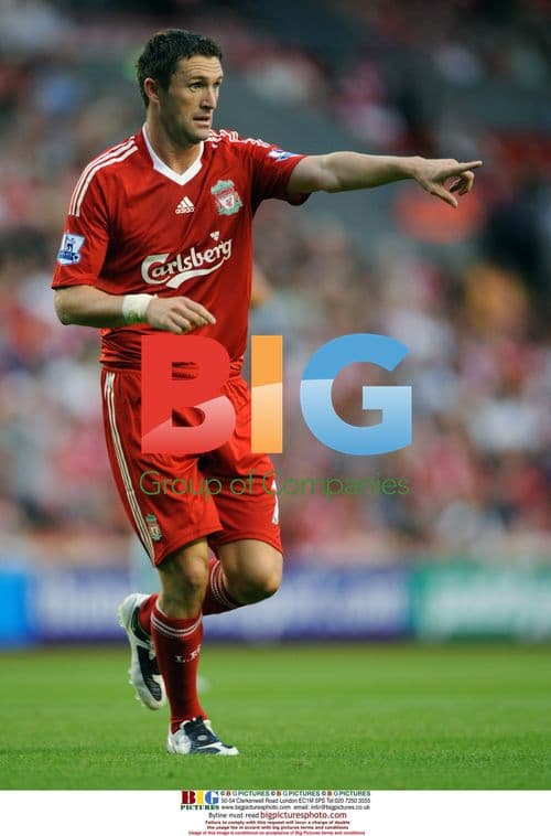 Robbie Keane Plays at Anfield