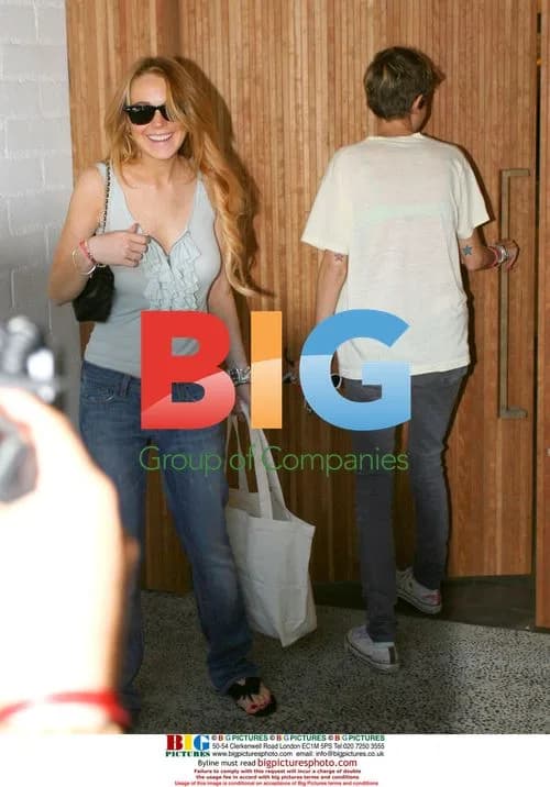 Lindsay Lohan & Samantha Ronson Shopping