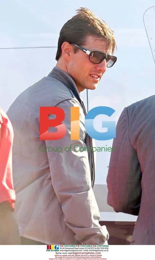 Tom Cruise Leaving Manhattan
