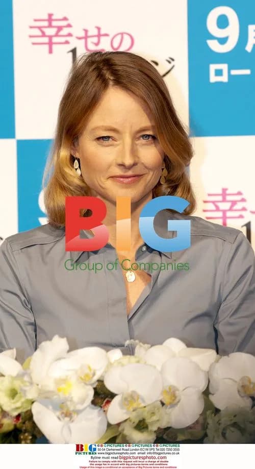 Jodie Foster at "Nim's Islands" Press Conference