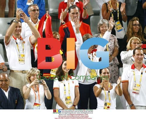 Nadal defeats Gonzalez at 2008 Olympics