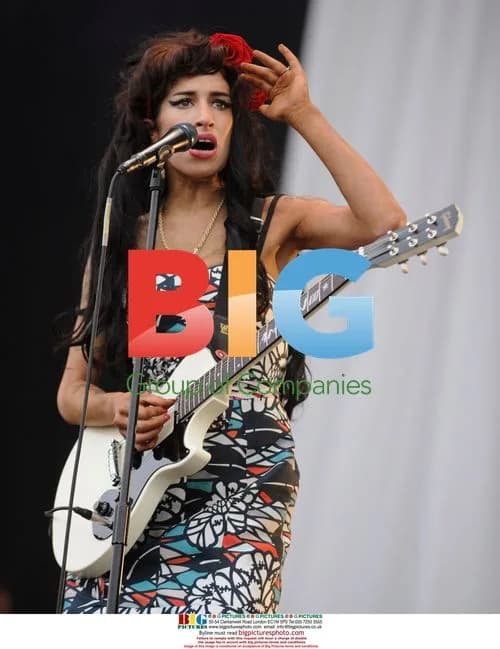 Amy Winehouse Performs at V Festival