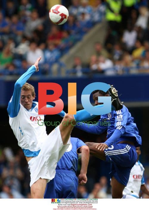 Peter Crouch and Mikel Clash in Premier League Match