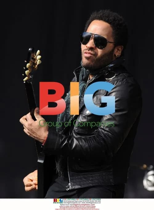 Lenny Kravitz Performing at V Festival