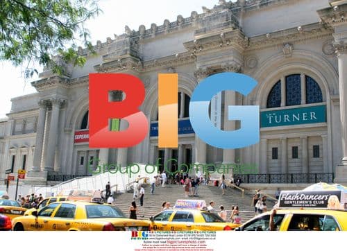 Jennifer Aniston spotted shopping in NYC