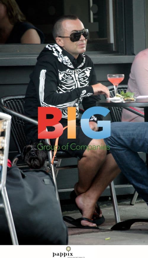 Julian MacDonald Enjoys Lunch in North London