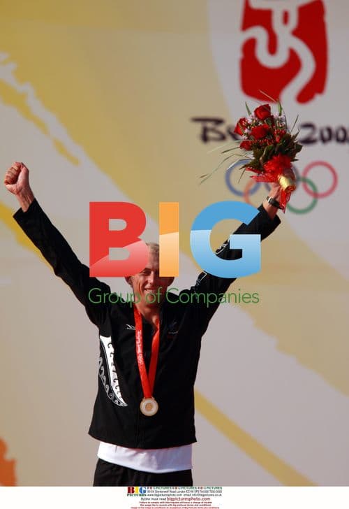 NZ windsurfer Tom Ashley wins gold in men's RS:X class