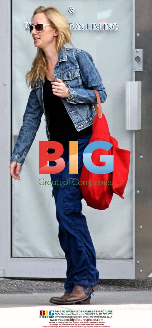 Anne Heche Visits Doctor in Vancouver