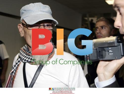 Gary Glitter returns to UK