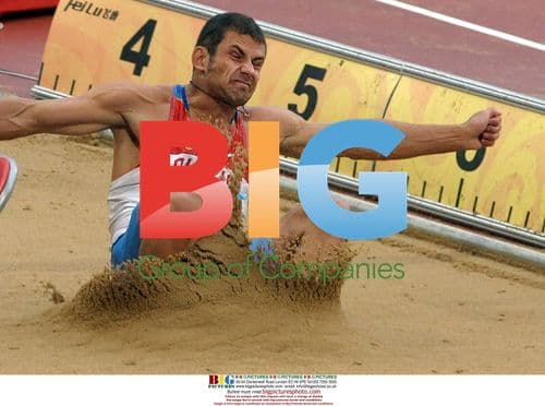 Pogorelov Lands in Sand During Decathlon