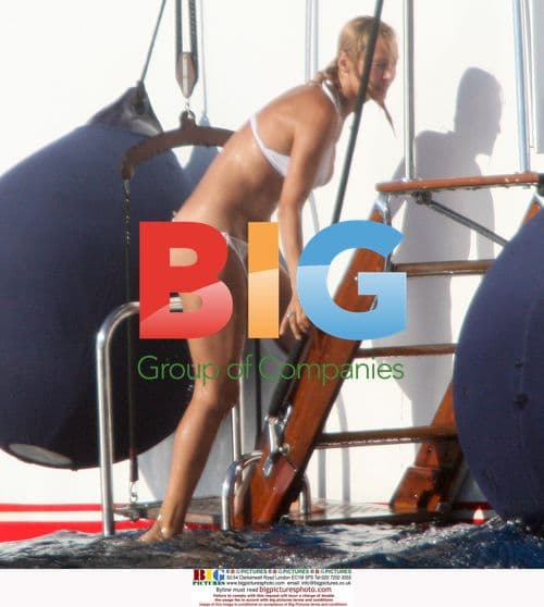 Uma Thurman, Arpad Busson, Liam Neeson vacationing in Italy