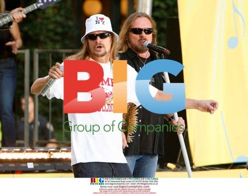 Lynyrd Skynyrd and Kid Rock perform on GMA