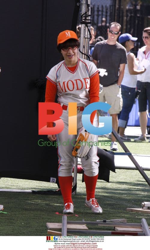 America Ferrera on 'Ugly Betty' Set