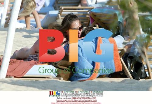 Claire Forlani spends day at Club 55 in St Tropez