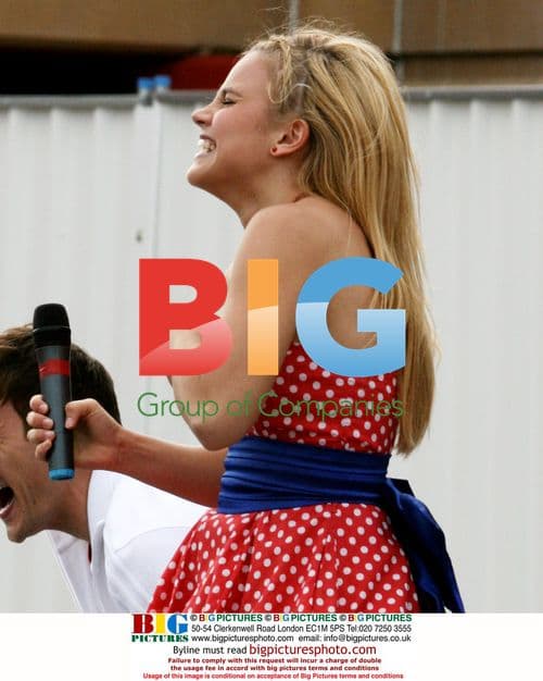 X-Factor Finalists Same Difference Perform in Rhyl