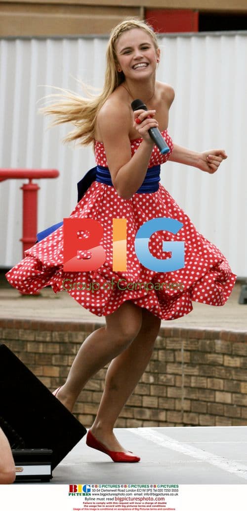 X-Factor Finalists Same Difference Perform