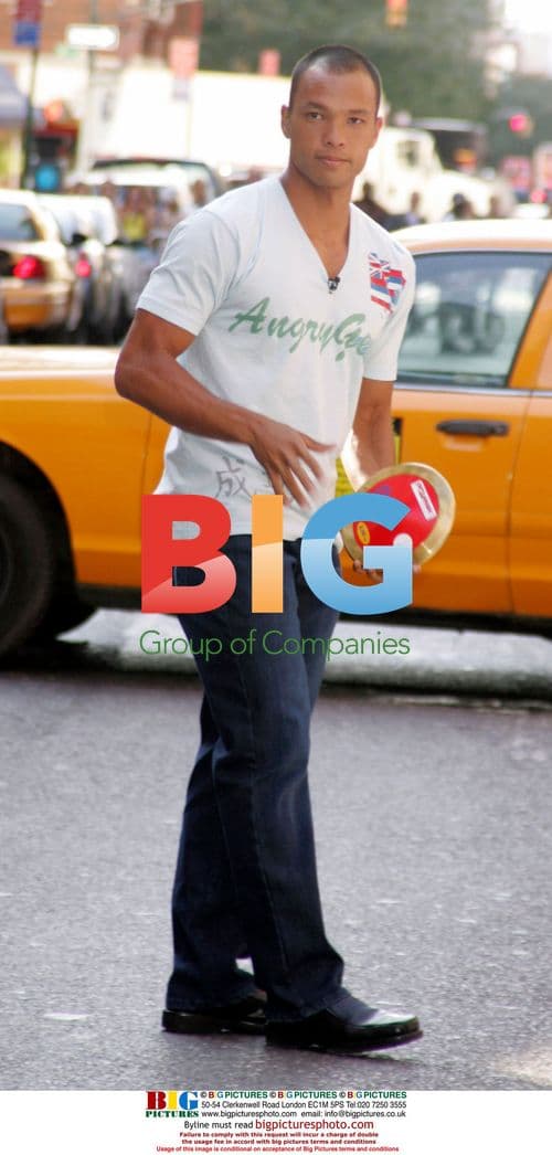 Olympic gold medalist Bryan Clay on 'Late Show'