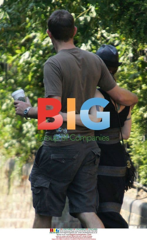 Mel C out for coffee and nails