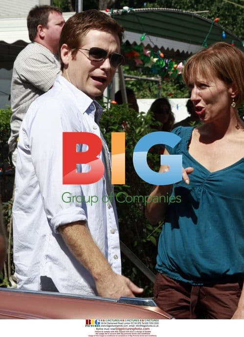 Kevin Connolly on 'Entourage' set