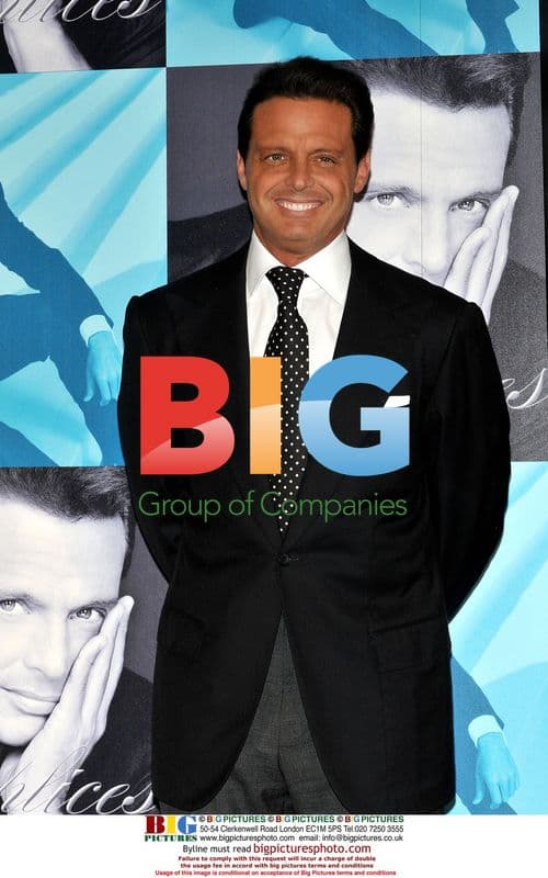 Luis Miguel releases new album in Madrid