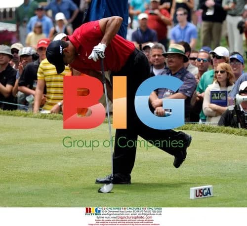 Tiger Woods in pain during US Open