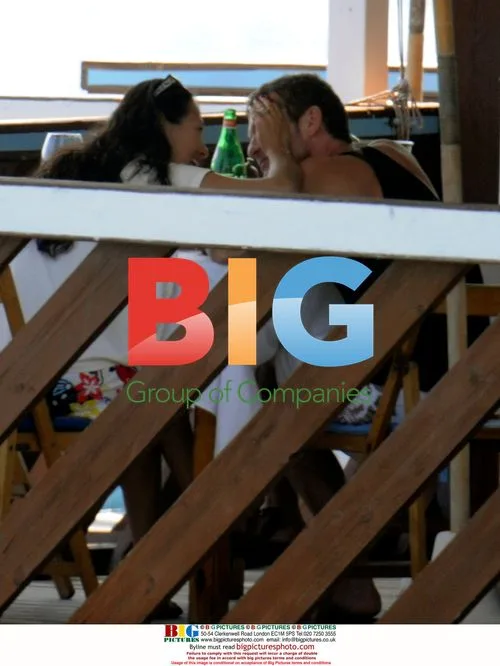 Zhang Ziyi and boyfriend Vivi Nevo in Positano