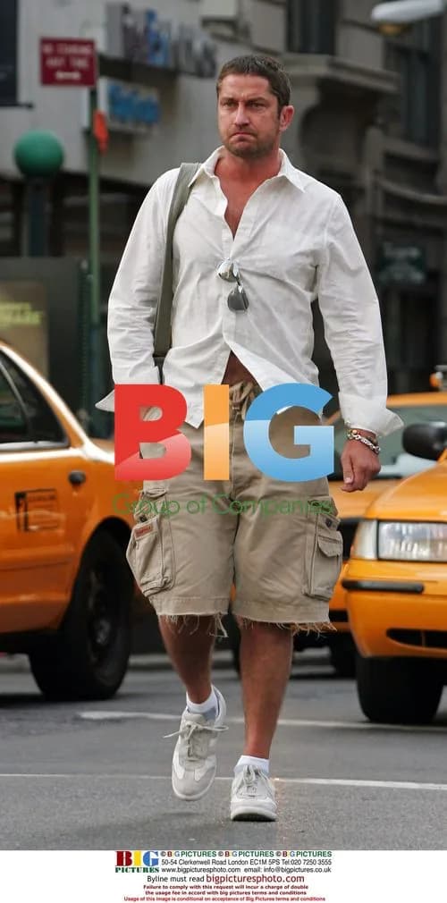Gerard Butler Lunching in Soho