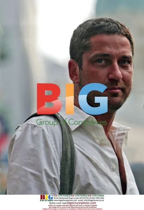 Gerard Butler lunches solo in NYC