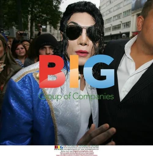 Michael Jackson Impersonator Leads 'Thriller' Tribute