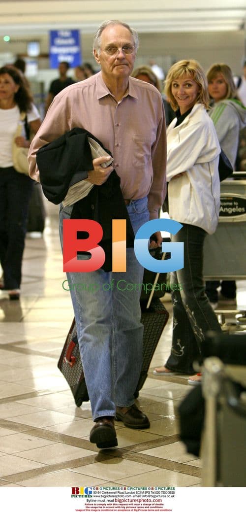 Alan Alda Reads at LA Airport