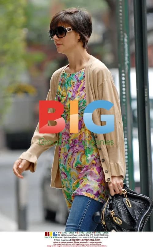 Actress Katie Holmes Arrives for Rehearsals