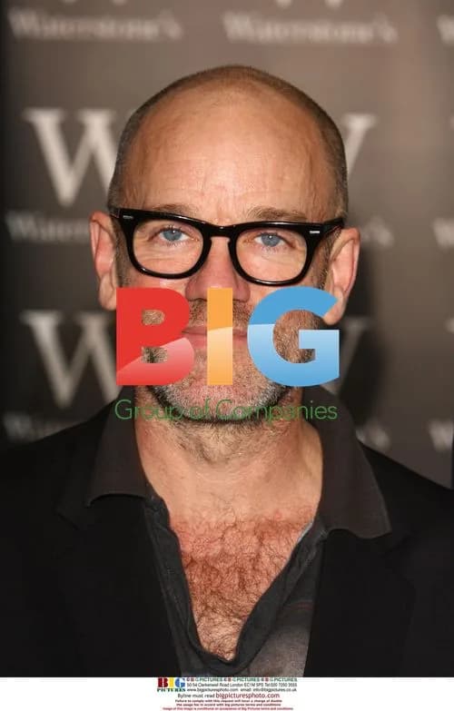R.E.M. frontman and photographer sign books