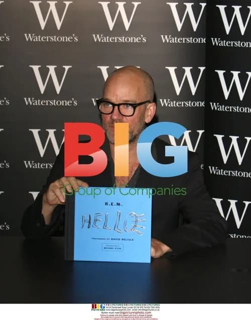 R.E.M. front man & photographer sign books