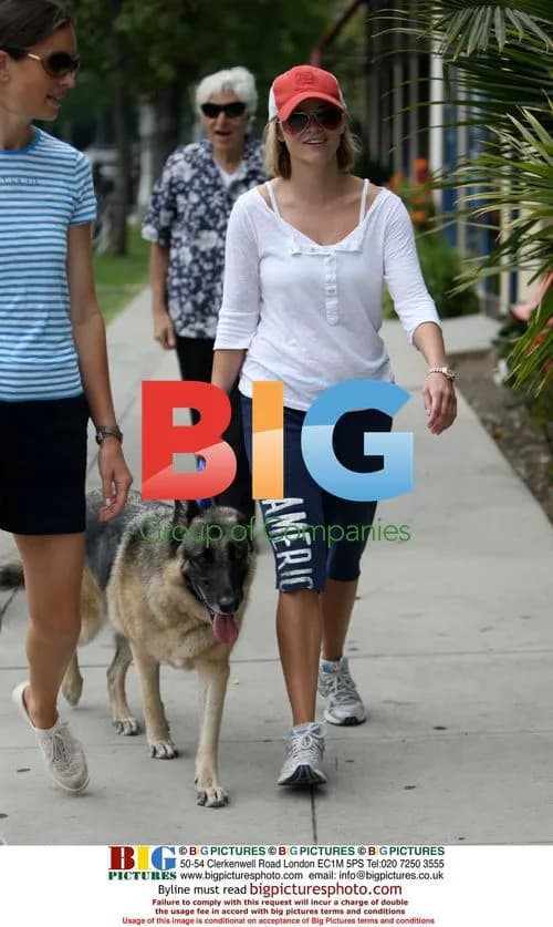 Reese Witherspoon Walking Dog with Friend