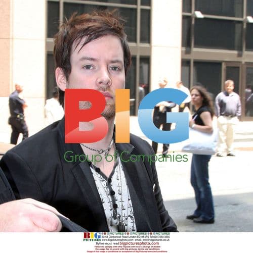 David Cook and David Archuleta exit TRL