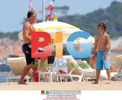 Didier Deschamps on holiday with family in Saint-Tropez