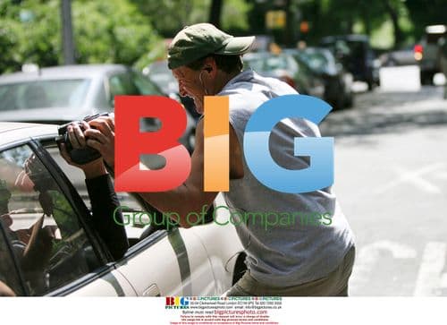 Steve Guttenberg Loses Temper with Paparazzi