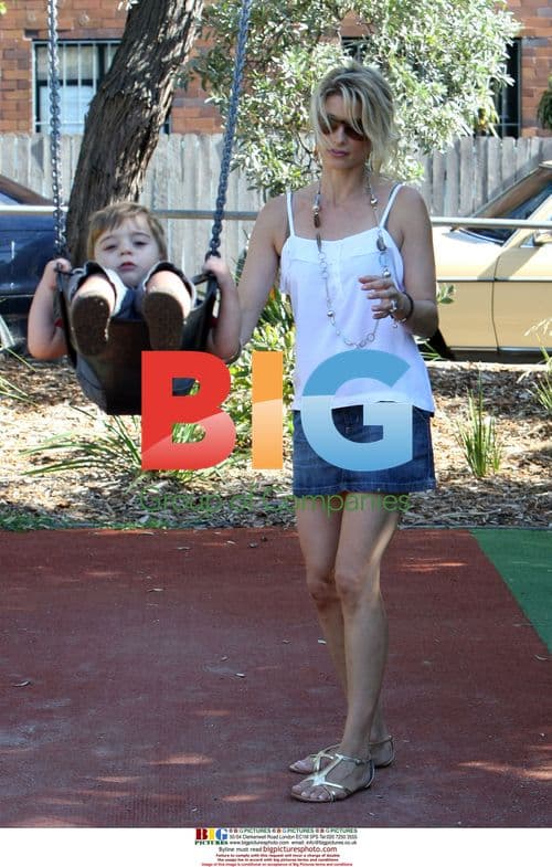 Dani Harwin out with family in Australia