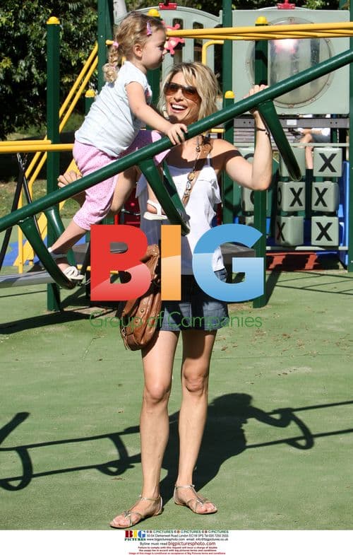 Dani Behr and Family Enjoy Outing in Australia