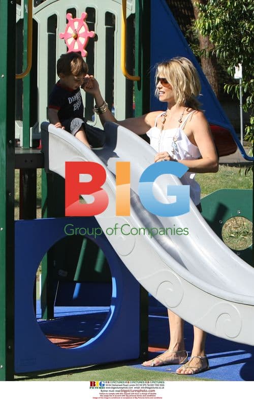 Dani Behr and Family Enjoy Day Out in Queensland